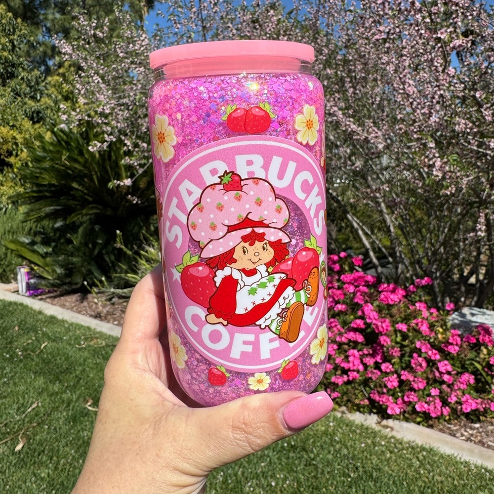 Strawberry shortcake Starbucks snow globe glass Tumbler 16oz